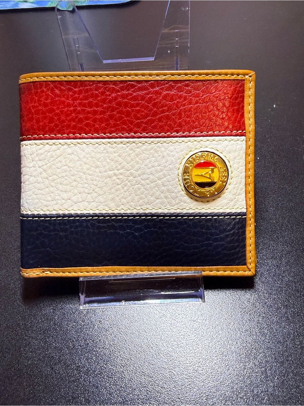 La tour Eiffel Stripe Leather Bi-Fold Wallet 100% leather. Unisex